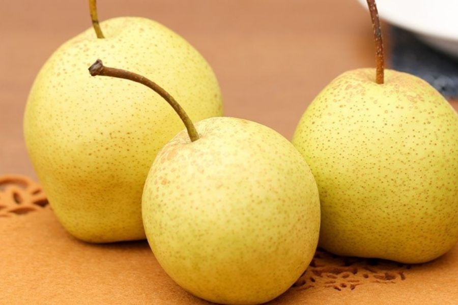 Chọn lê ngon khi nhìn vào vỏ quả