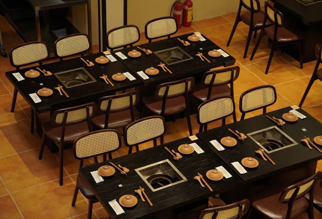 Không gian nhà hàng Bản Rau