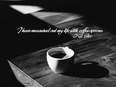 Cận cảnh hạt cà phê rang xay thơm lừng