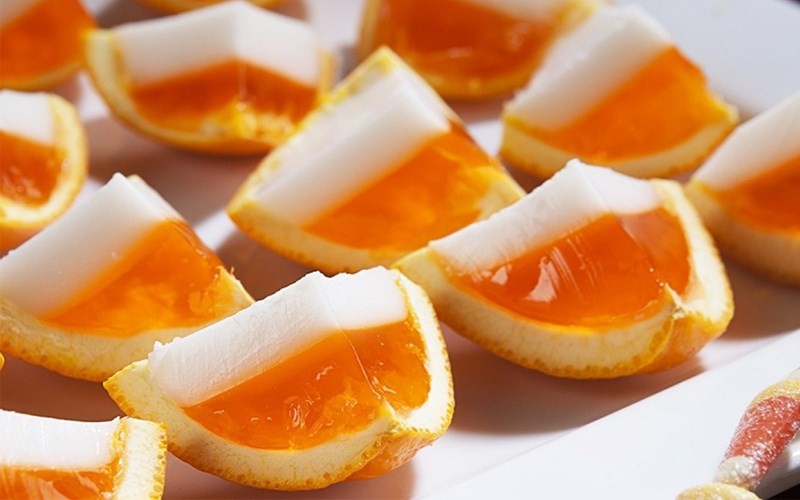 Rau câu trái cây với các loại quả tươi ngon xếp lớp