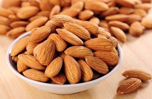 Hạnh nhân có nhiều vitamin E giúp chống oxy hóa