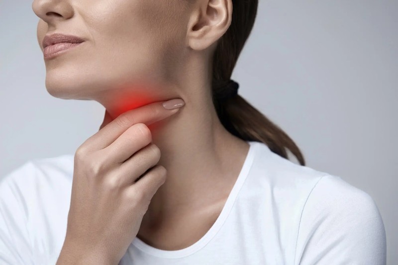 Uống nước ép chanh dây giúp giảm tình trạng viêm họng và đờm
