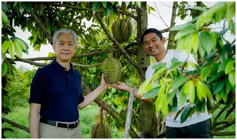 dai su trung quoc tham vuon sau rieng tai campuchia 1747456391165329842046 1
